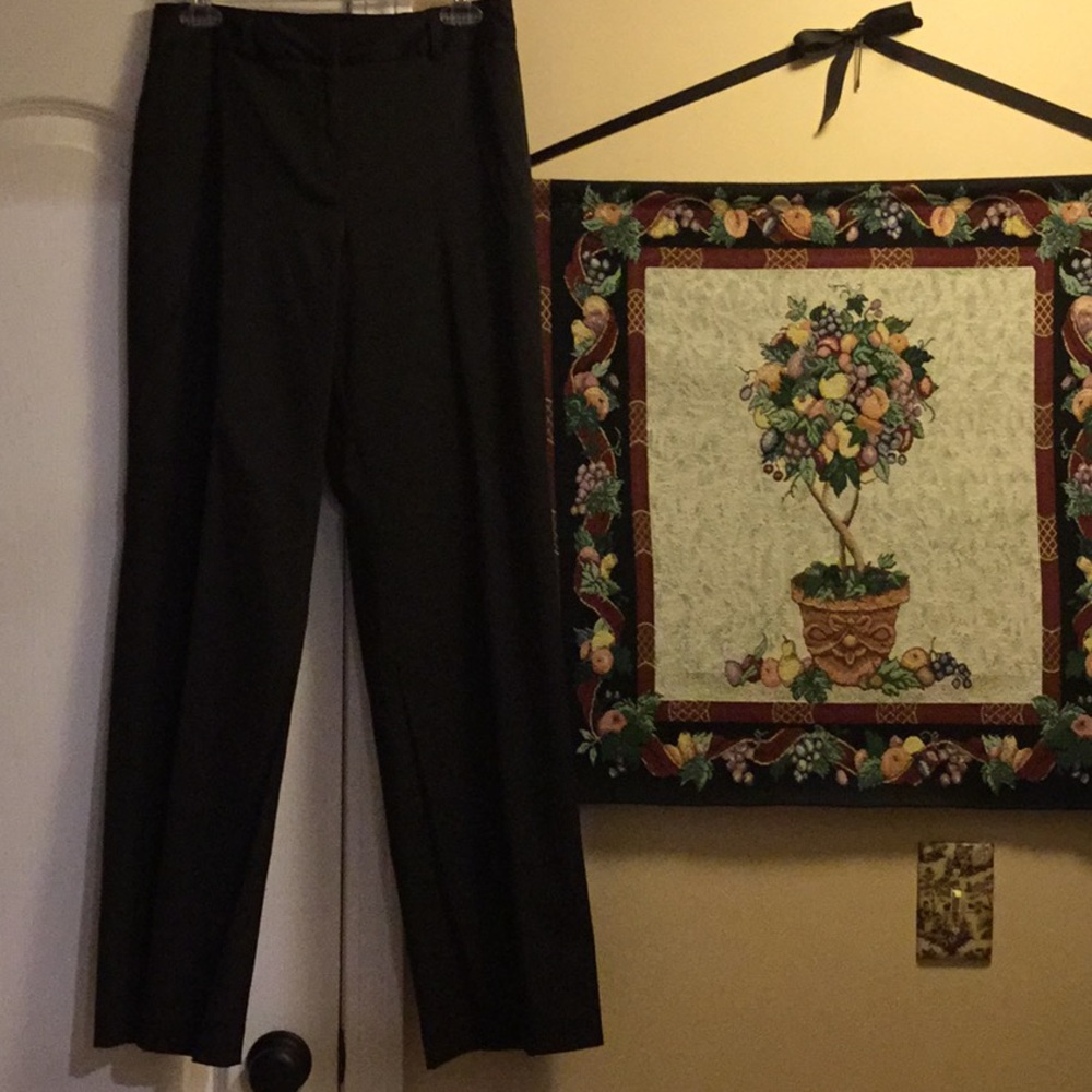 Ann Taylor Margo pants. Size 4.  New with tags